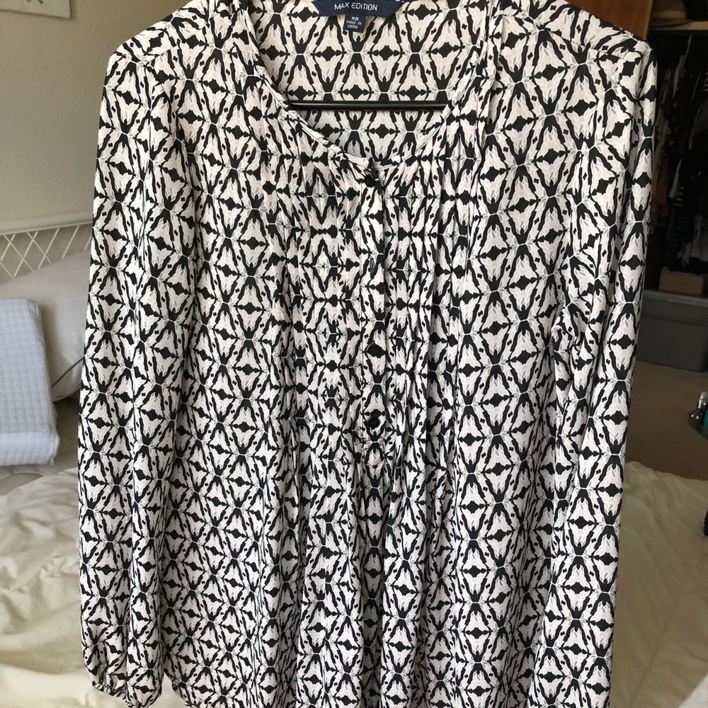 Gorgeous tunic! - Picture 3 of 3